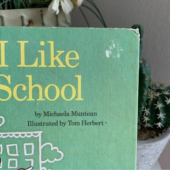 1980 I like School Sesame Street by Michaela Muntean Book - Picture 2 of 13
